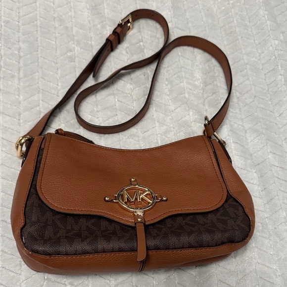 Michael Kors Tan and Brown Crossbody Bag - Picture 1 of 12